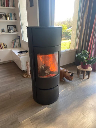 Installation d'un poêle à bois par Au Feu Voironnais à Voiron